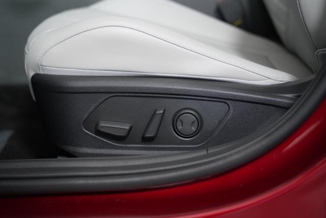 2025 Hyundai Elantra Hybrid Limited photo 27