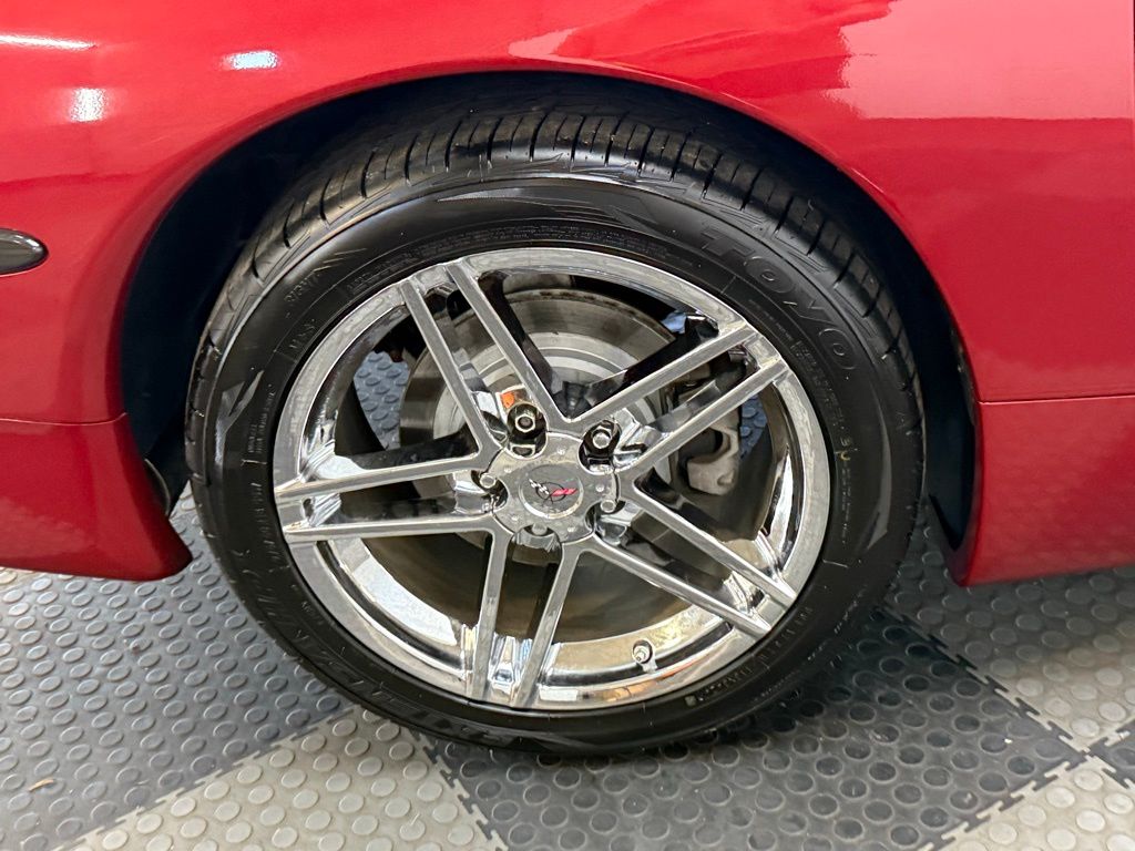 1999 Chevrolet Corvette Base photo 23