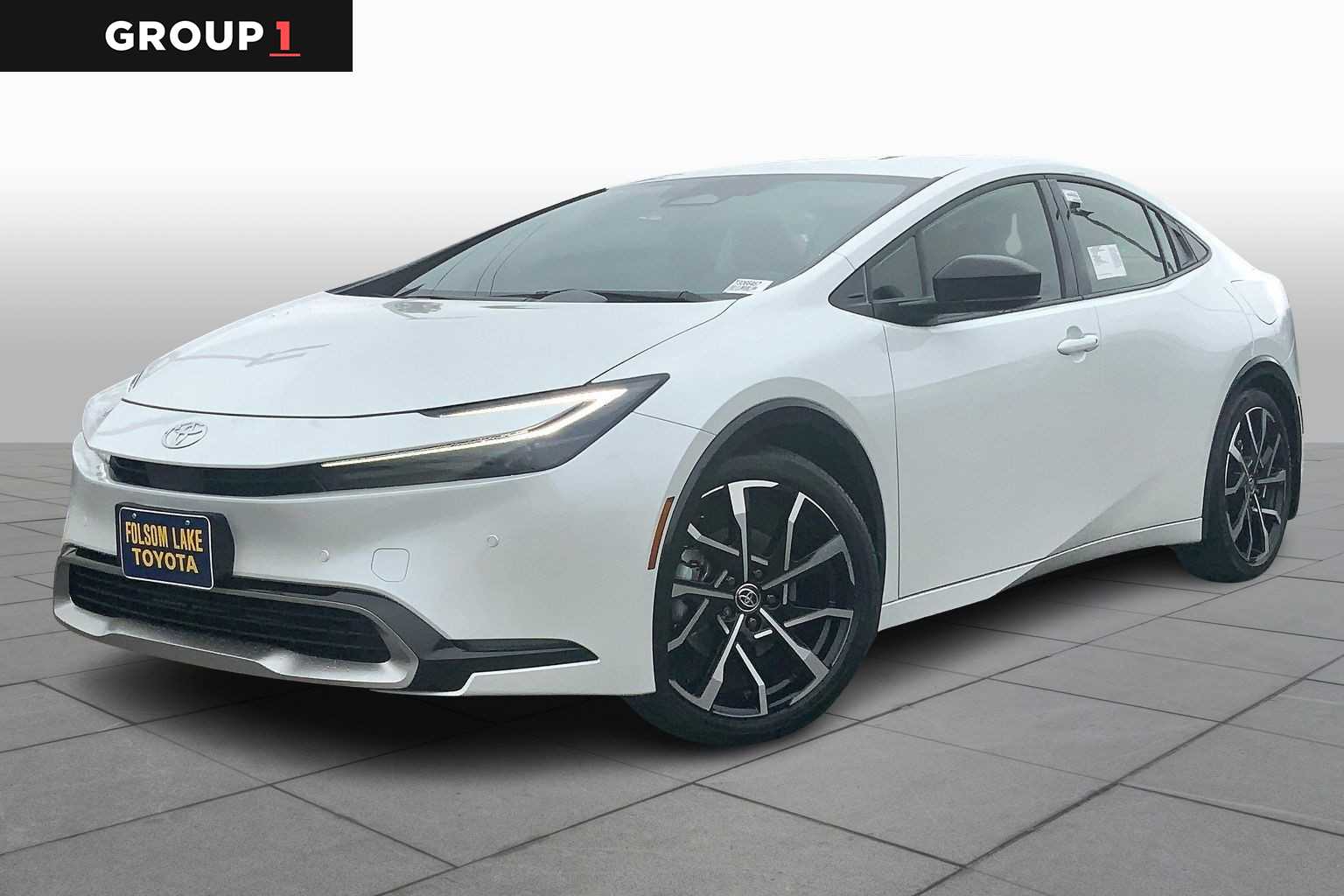 2026 Toyota Prius XSE's photo