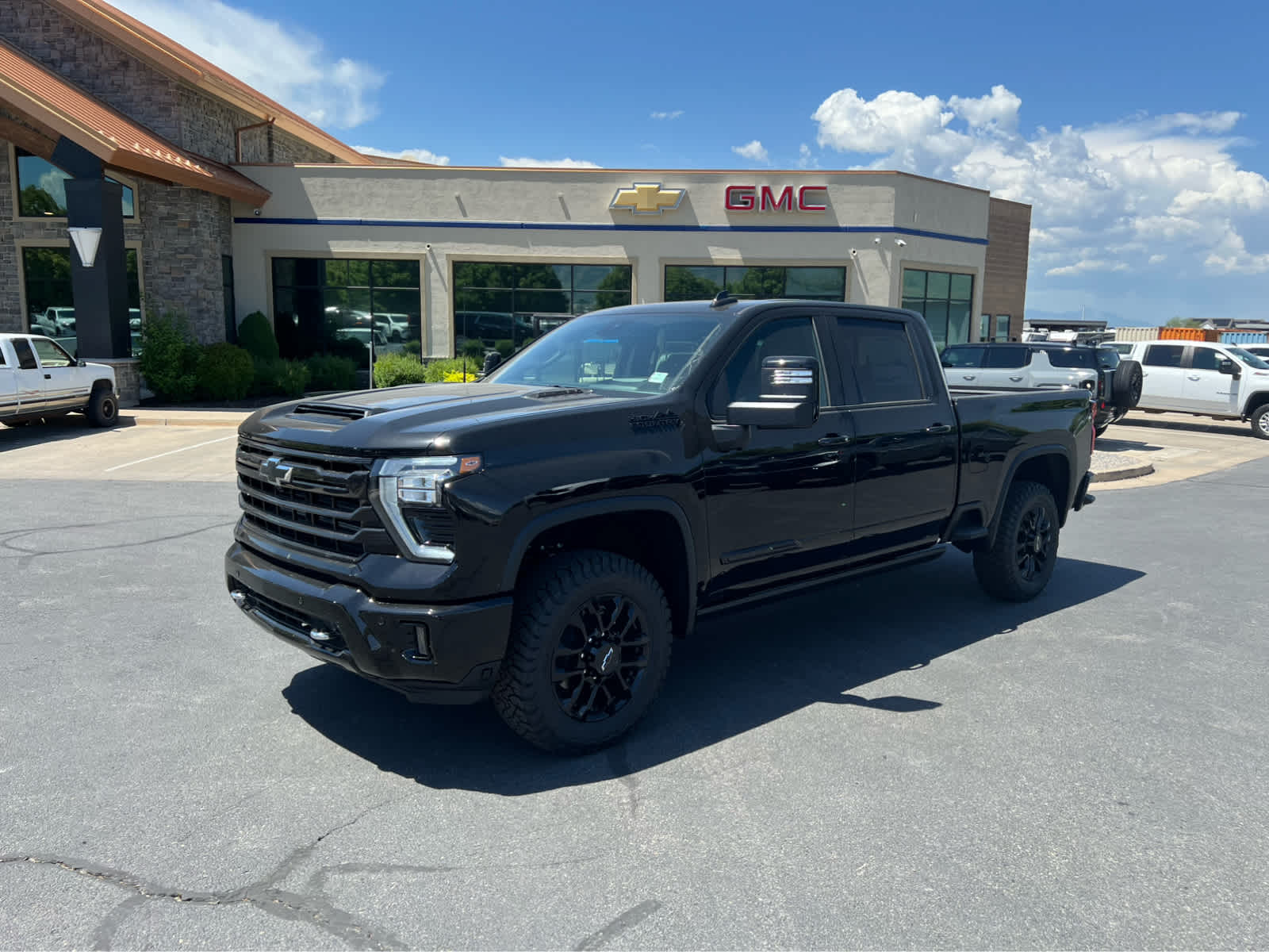 2025 Chevrolet Silverado 2500HD High Country photo 8