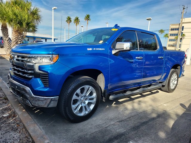 2022 Chevrolet Silverado 1500 LTZ photo 2