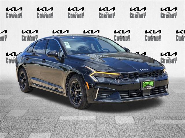 2025 Kia K5 LXS's photo