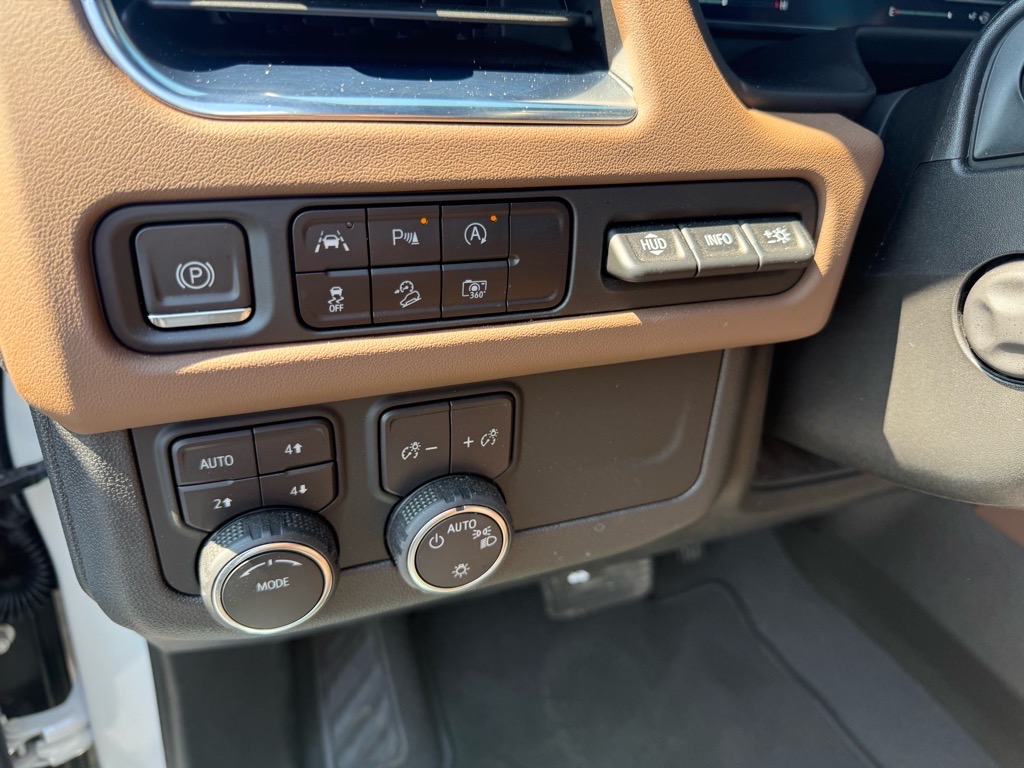 2023 Chevrolet Tahoe High Country photo 20
