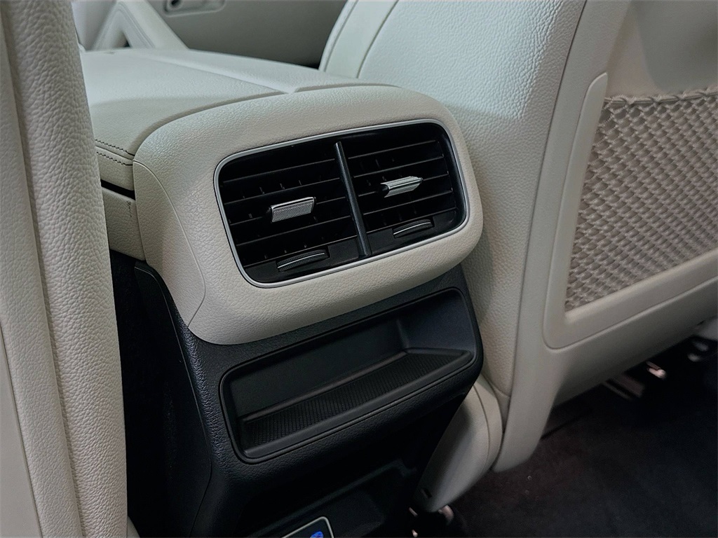 2026 Mercedes Benz GLE 450 4MATIC photo 25