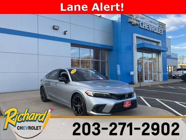 2024 Honda Civic Hatchback Sport's photo