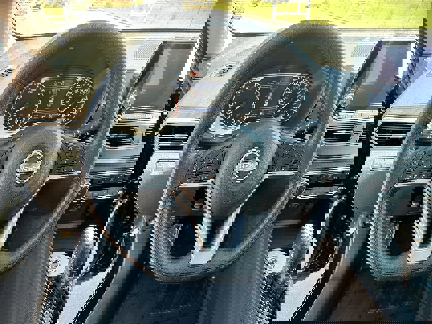 2024 Nissan Altima 2.5 SV photo 13