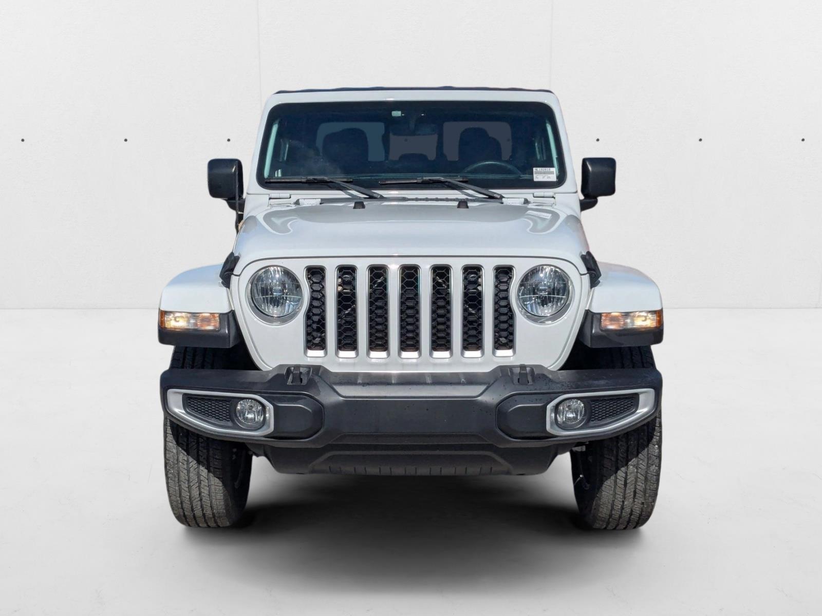 2022 Jeep Gladiator Overland photo 2