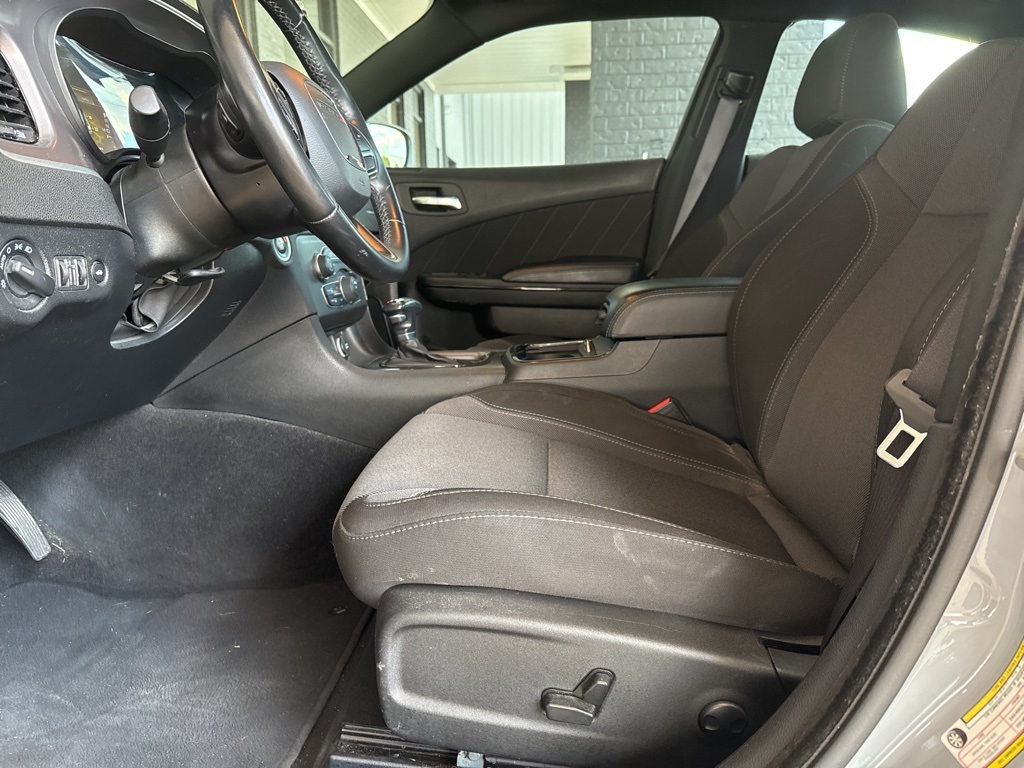 2022 Dodge Charger SXT photo 7