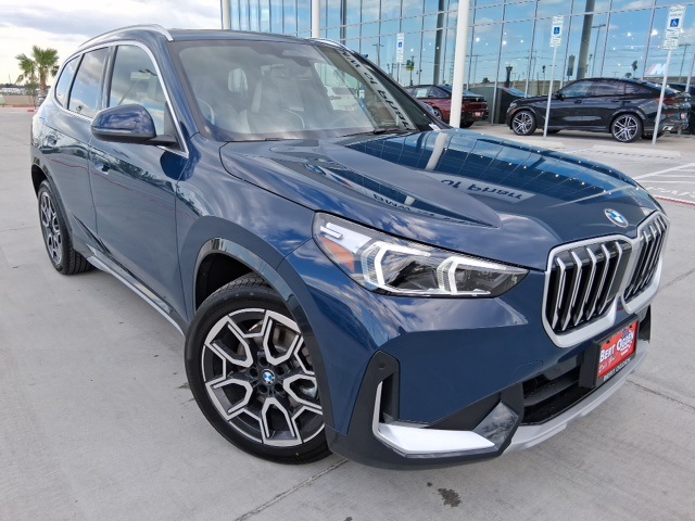 2026 BMW X1 28i's photo