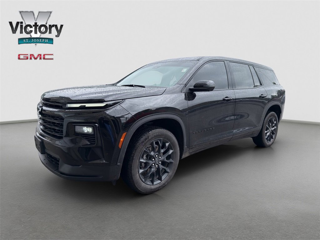 2024 Chevrolet Traverse LS photo 25