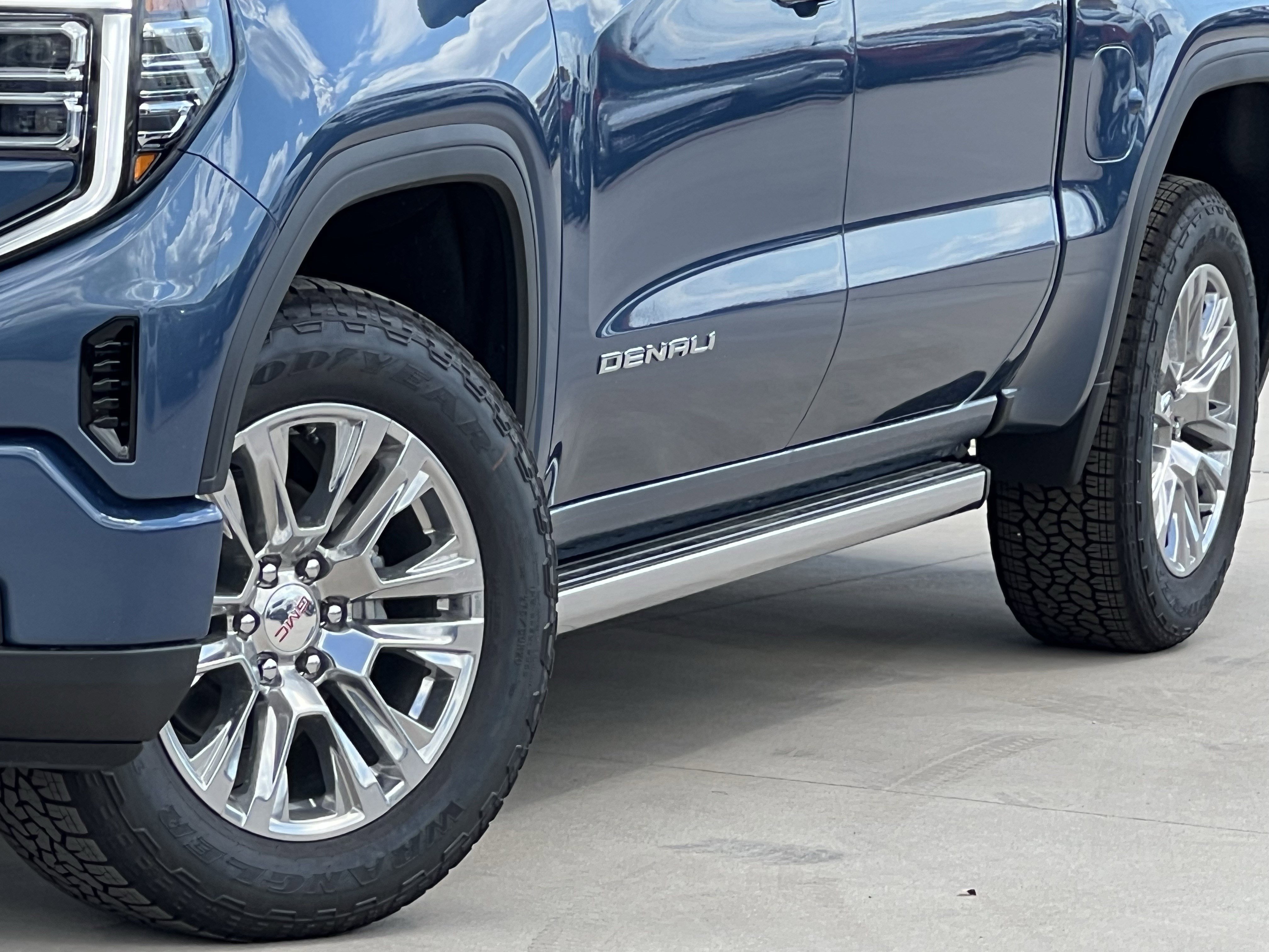 2026 Gmc Sierra 1500 Denali photo 6