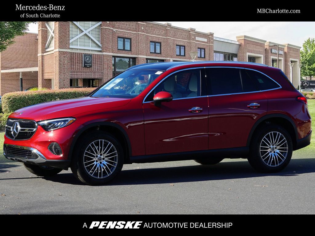 2026 Mercedes-Benz GLC Base's photo