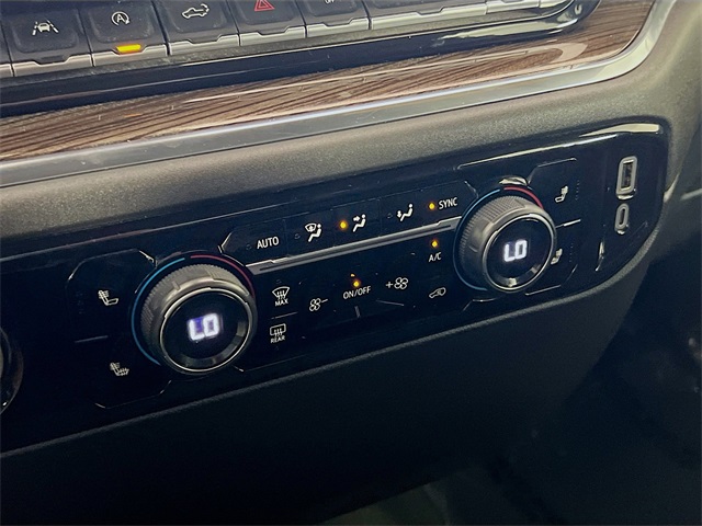 2024 Chevrolet Silverado 1500 RST photo 22