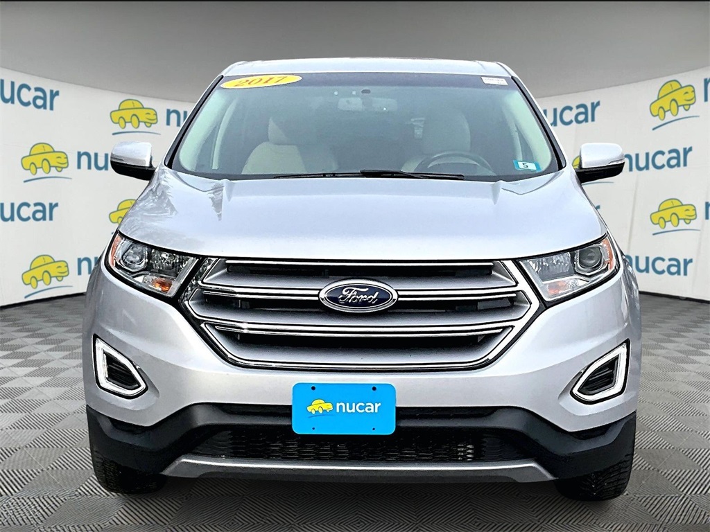2017 Ford Edge SEL photo 2