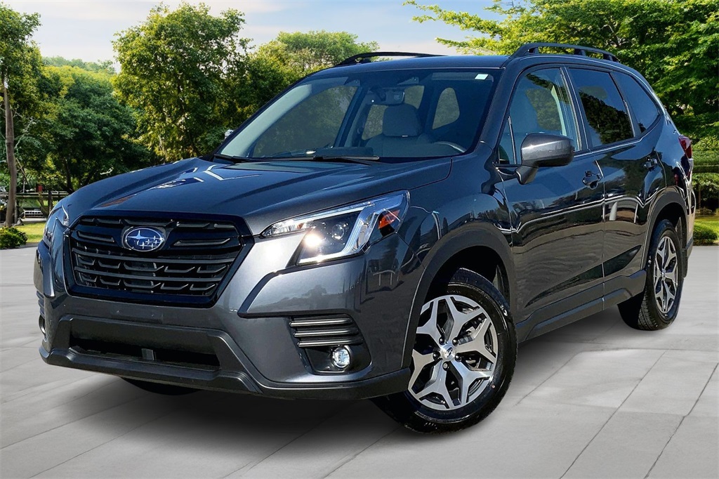 2024 Subaru Forester Premium's photo