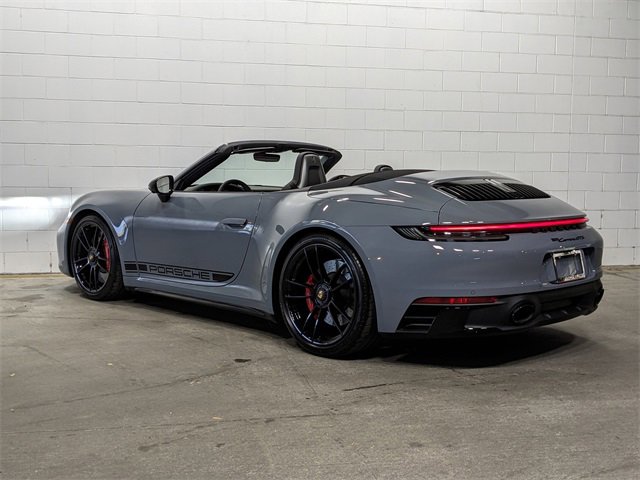 2024 Porsche 911 GTS photo 3