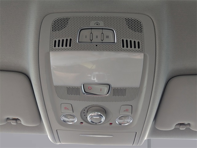 2014 Audi A4 2.0T Premium Plus Quattro photo 32