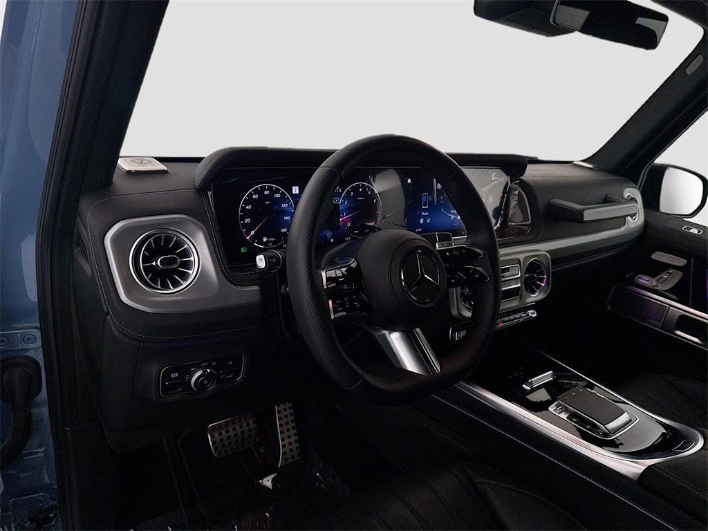 2025 Mercedes Benz G 550 photo 9
