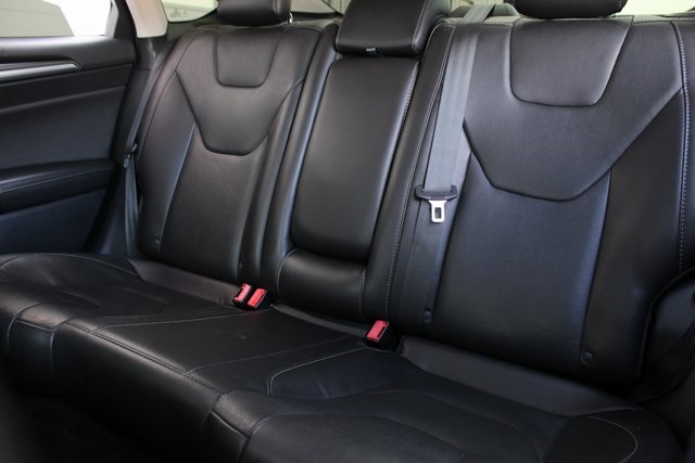 2013 Ford Fusion Titanium photo 20