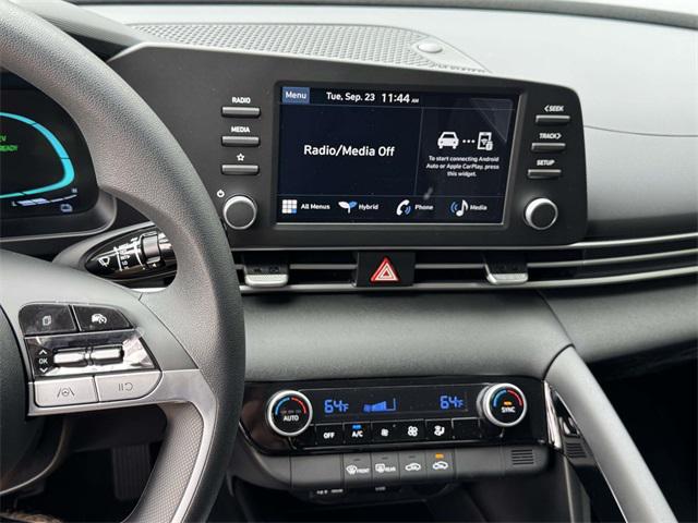 2025 Hyundai Elantra Hybrid Blue photo 3