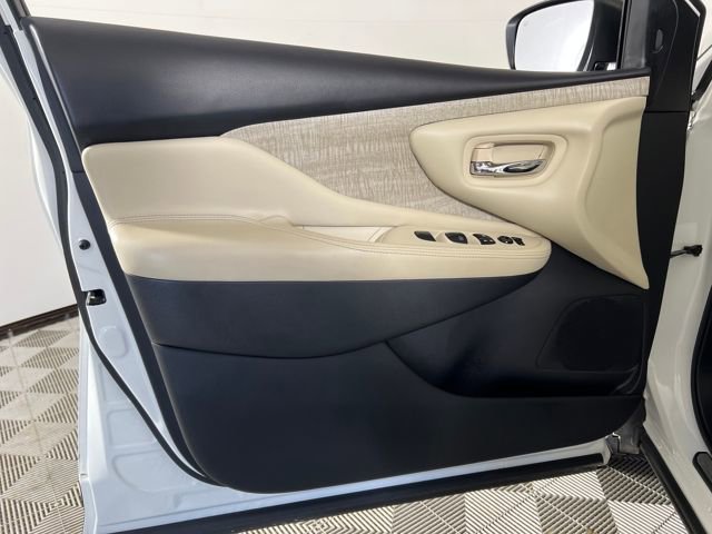 2021 Nissan Murano SV photo 9