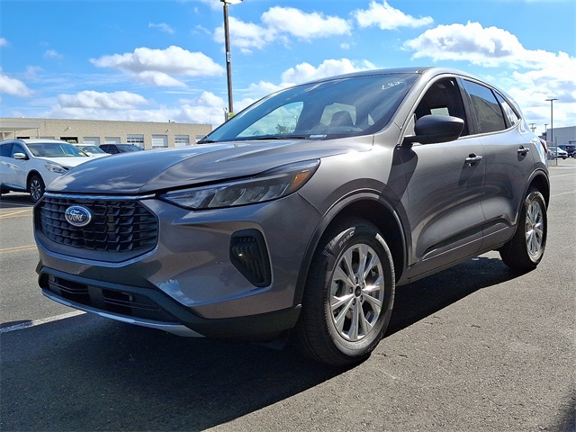 2026 Ford Escape Active photo 2