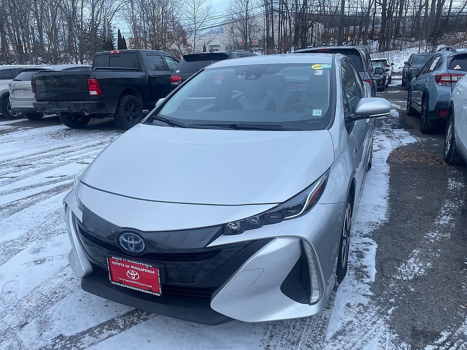 2017 Toyota Prius Prime Plus's photo