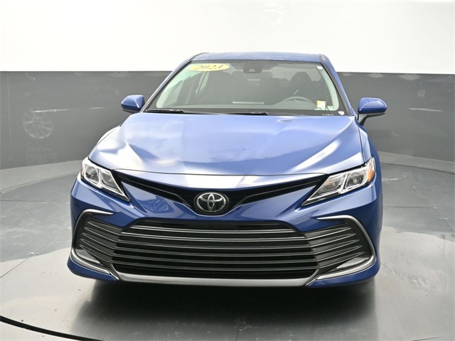2023 Toyota Camry LE photo 2
