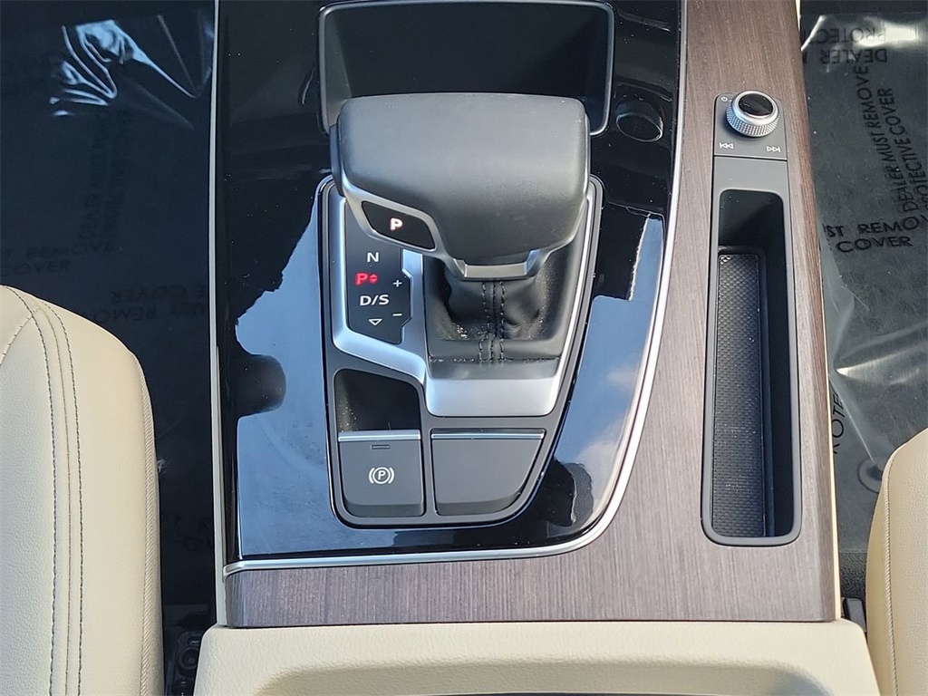 2023 Audi Q5 45 S line Premium photo 20