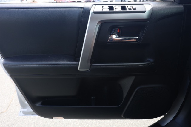 2024 Toyota 4Runner SR5 photo 21
