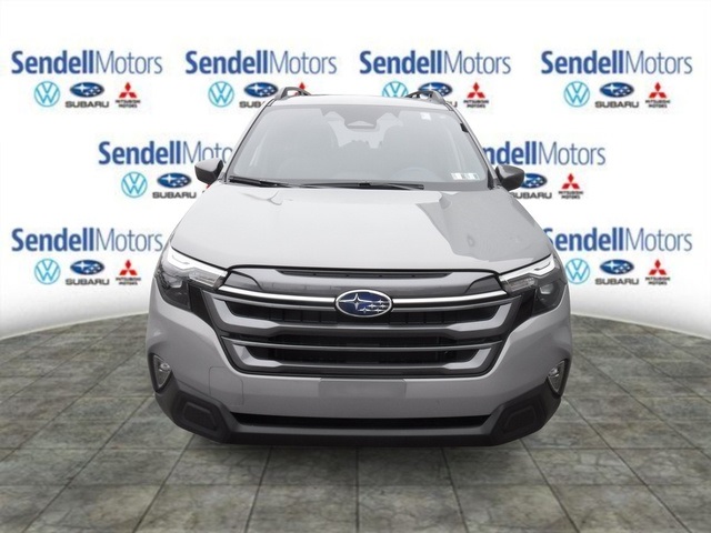 2025 Subaru Forester Premium photo 2