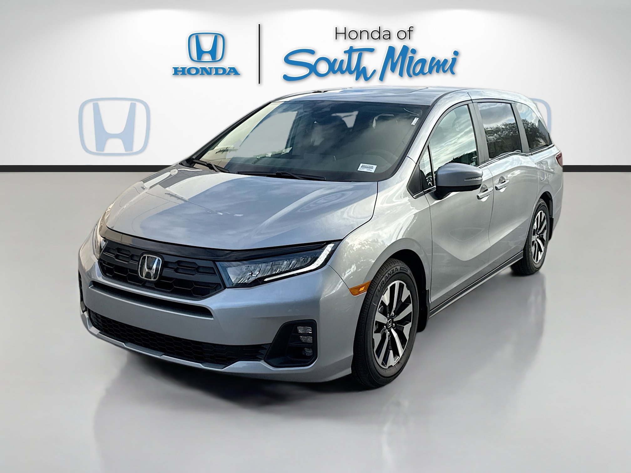 2026 Honda Odyssey EX-L photo 3
