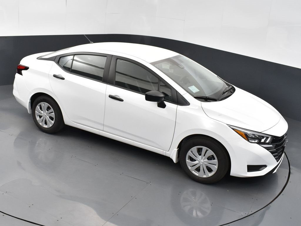 2025 Nissan Versa 1.6 S photo 36