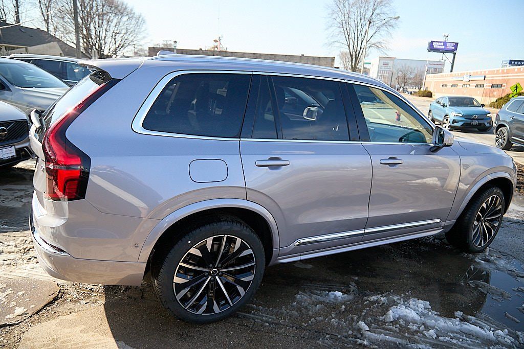 2026 VOLVO XC90 - Image 7