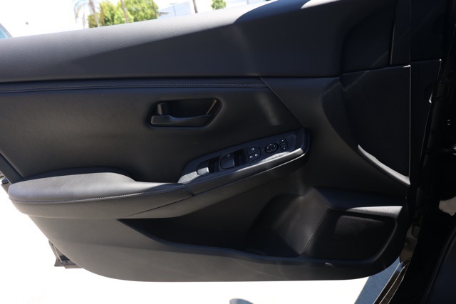 2025 Nissan Sentra S photo 21