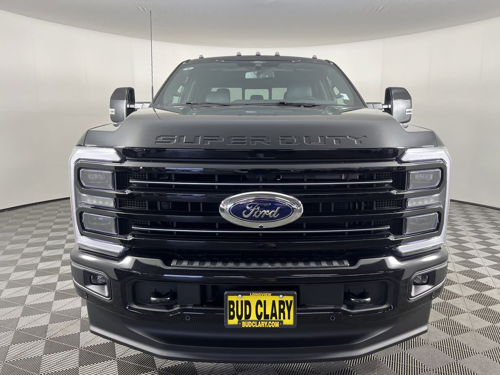 2025 Ford F-250 Platinum photo 2