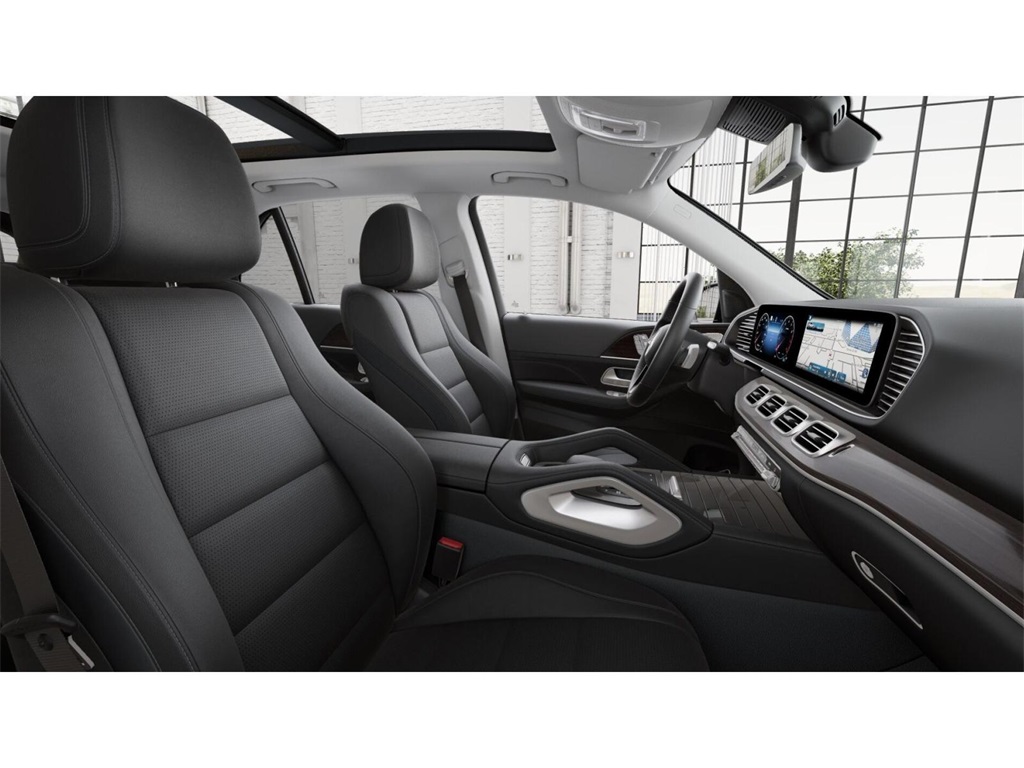 2026 Mercedes Benz GLE 450 4MATIC photo 3