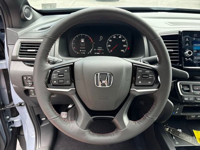 2025 Honda Ridgeline Black Edition photo 8
