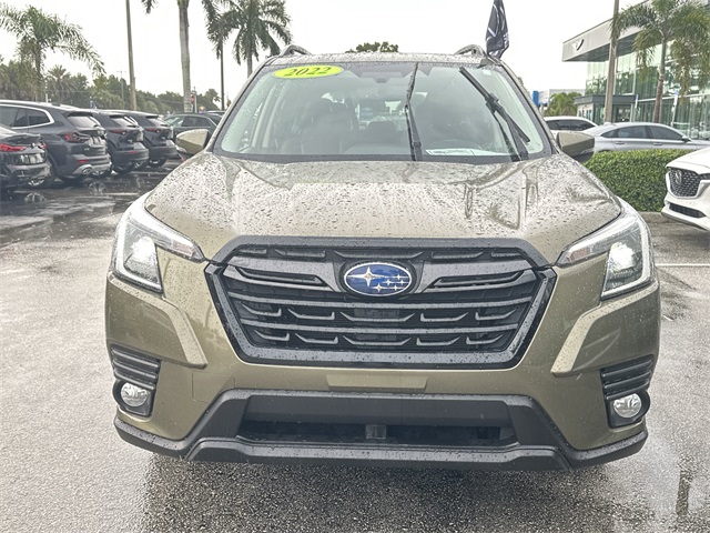 2022 Subaru Forester Limited photo 3