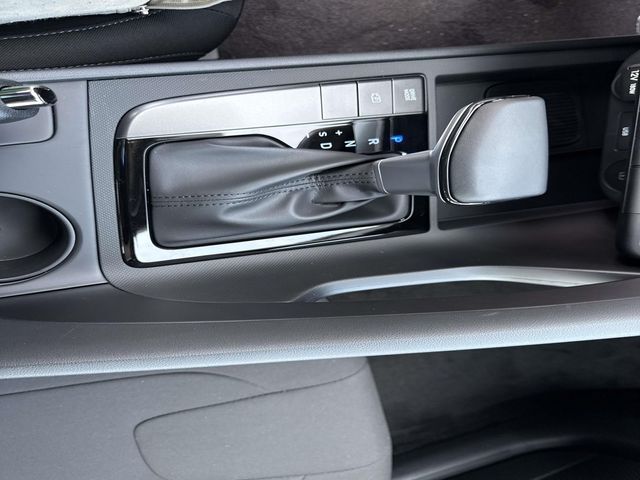 2025 Hyundai Elantra SEL Sport photo 25