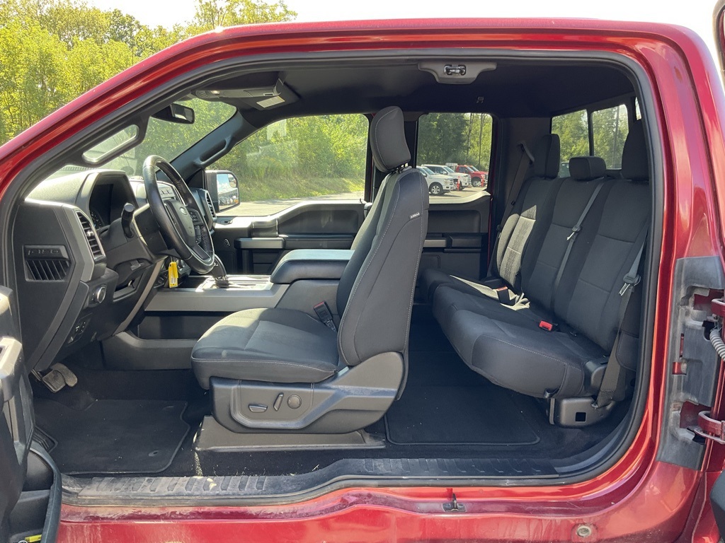 2019 Ford F-150 XLT photo 8