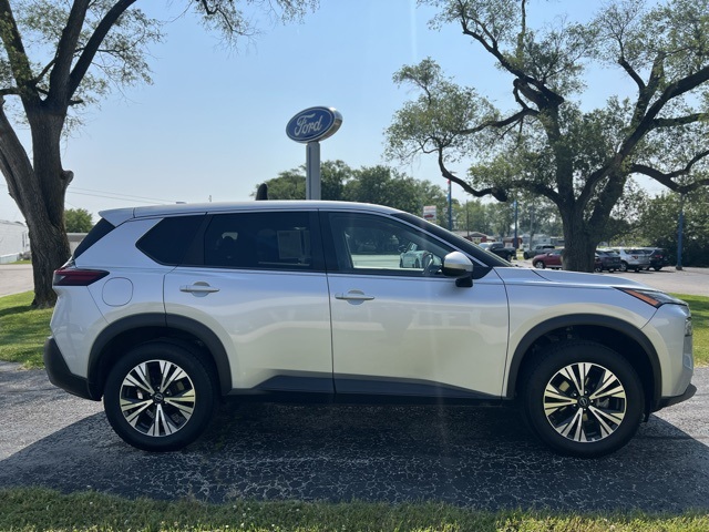 Used 2022 Silver Nissan SV image 1