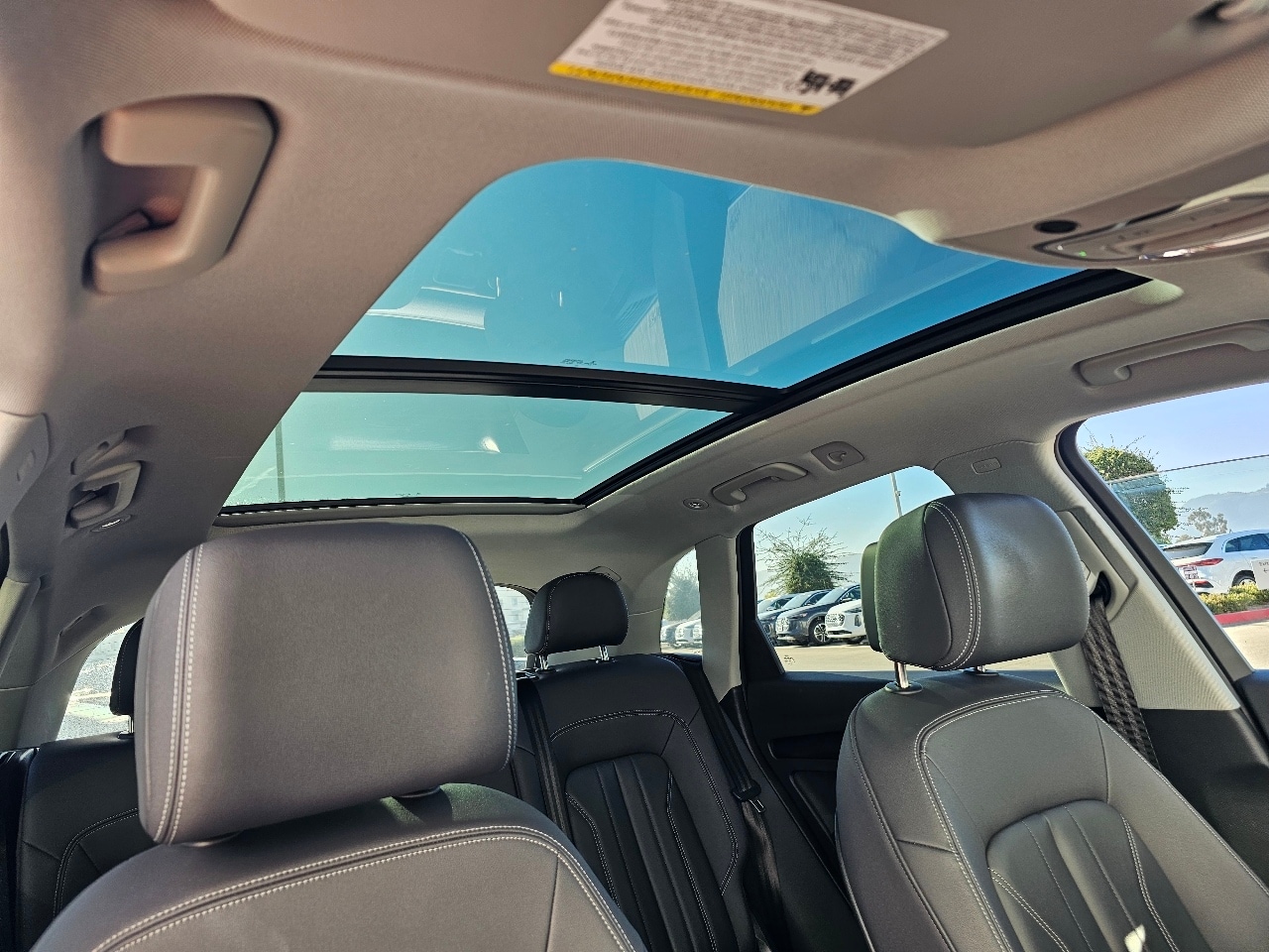 2023 Audi Q5 45 S line Premium photo 3