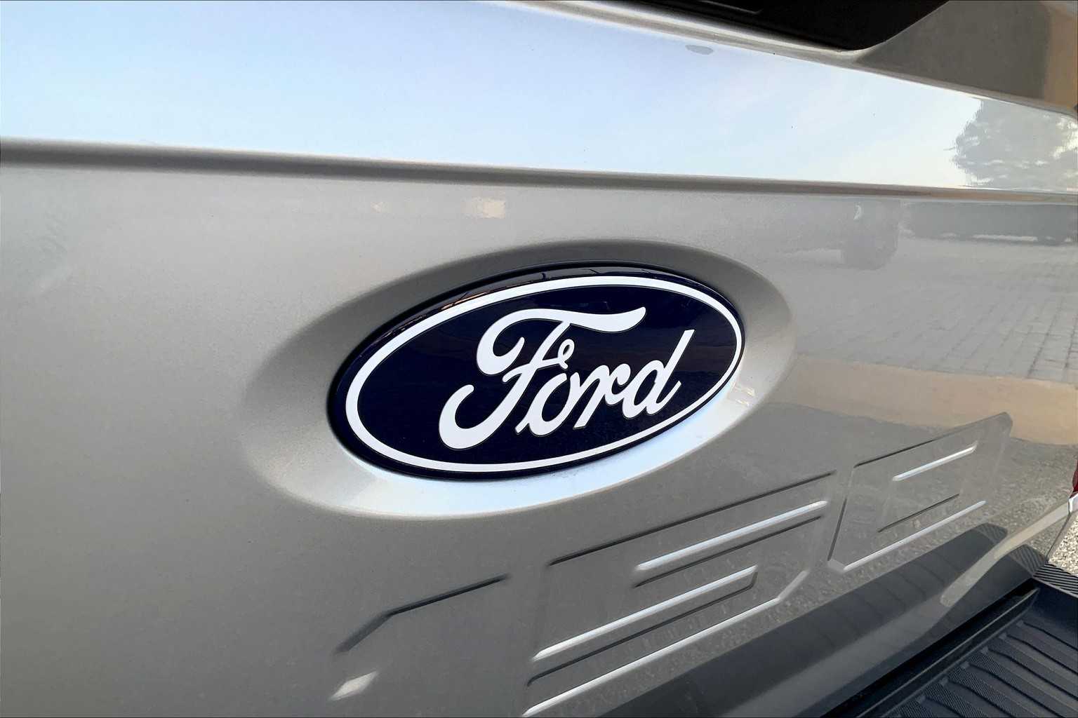 2024 Ford F-150 XLT photo 26