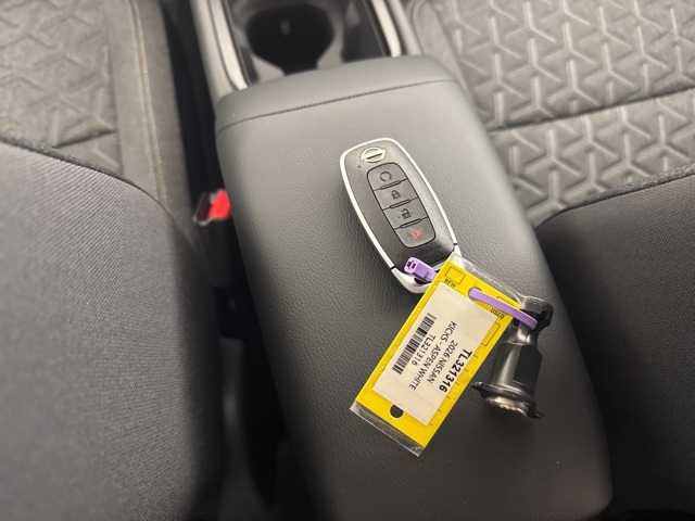 2026 Nissan Kicks SV photo 26