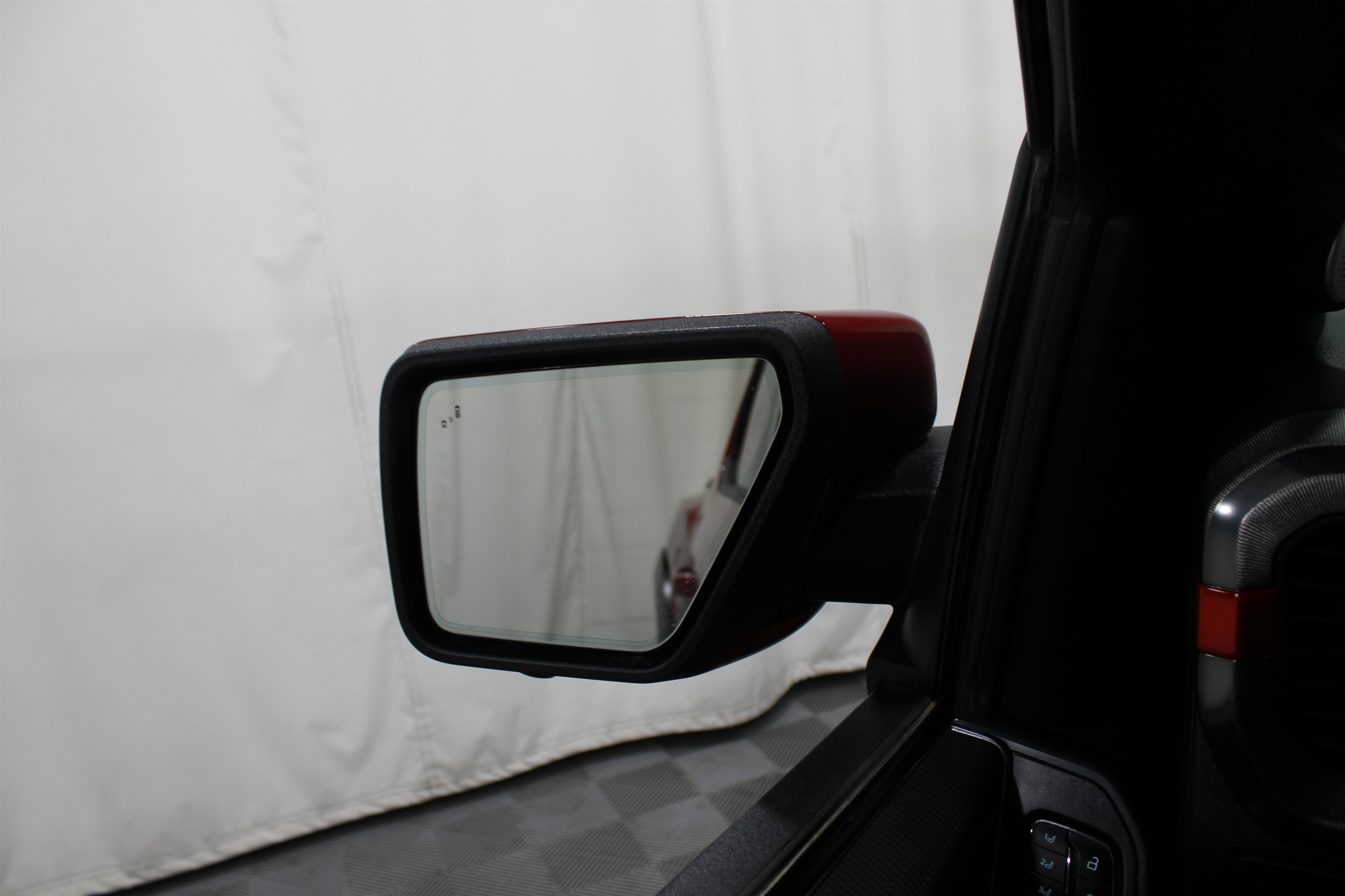 2025 Ford F-150 Raptor photo 4