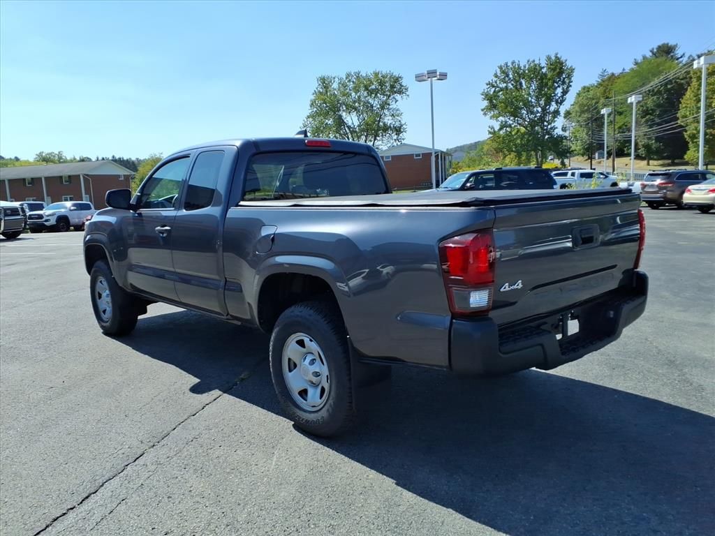 2021 Toyota Tacoma SR 4x4 photo 6
