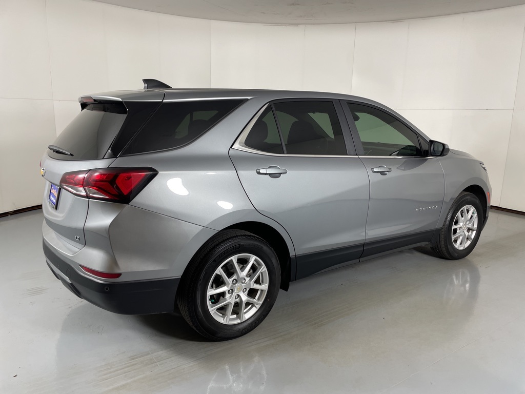 2024 Chevrolet Equinox LT photo 8