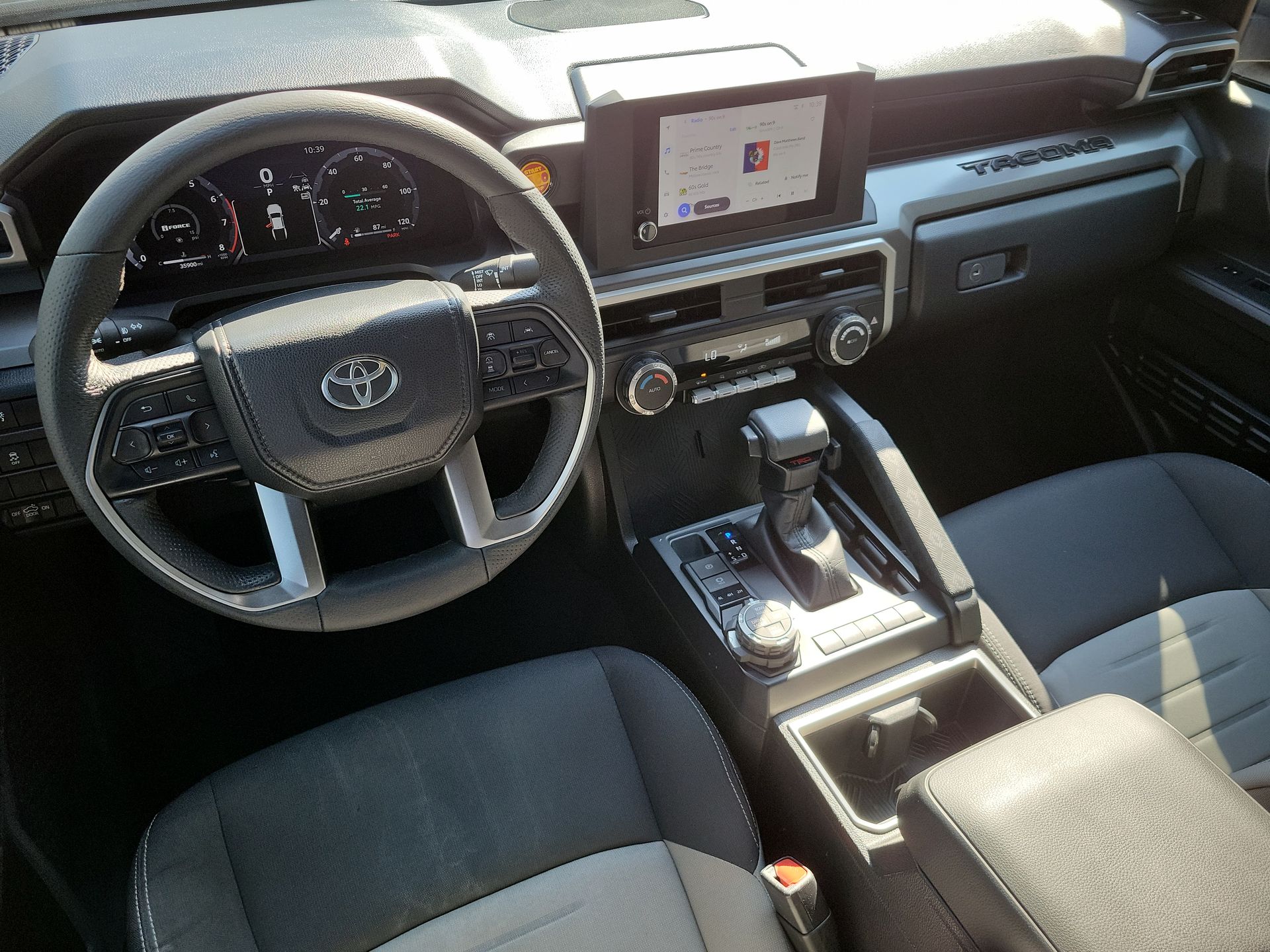 2024 Toyota Tacoma SR5 photo 19