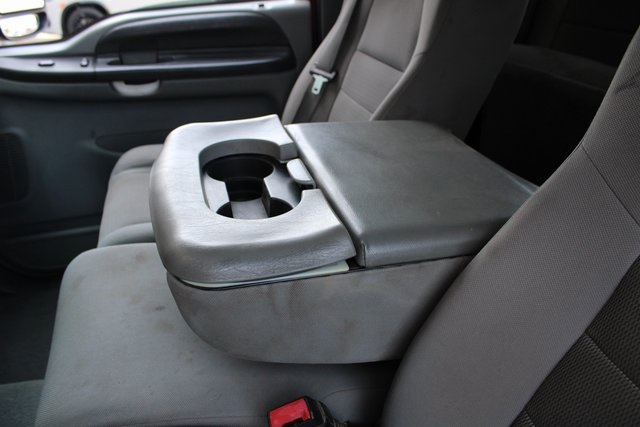 2005 Ford F-250 photo 2